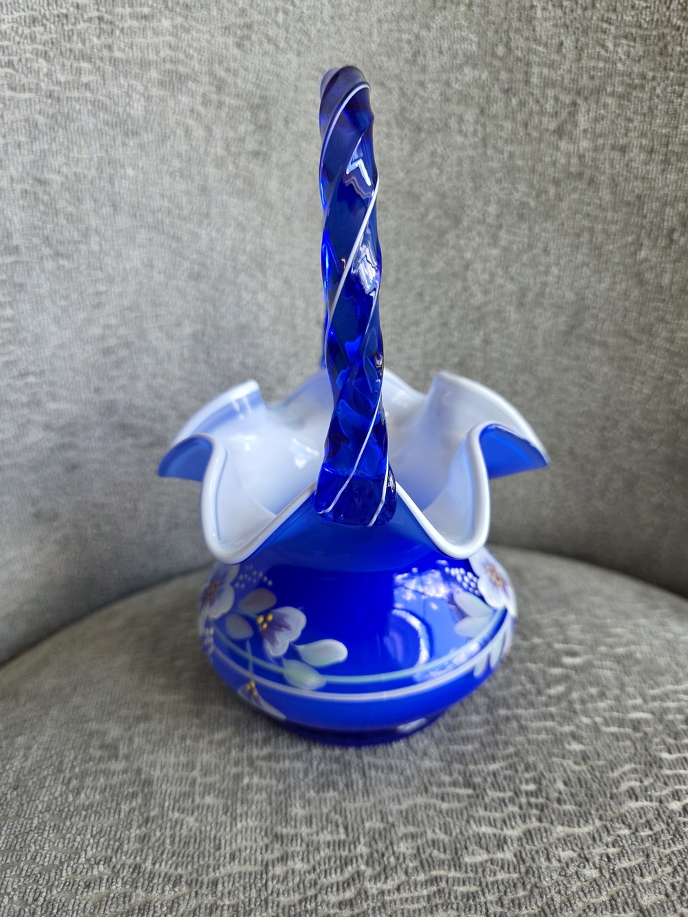 Beautiful Fenton Milk Glass Cobalt Blue Floral Hand Painted Legacy Collection - Picture 6 of 16